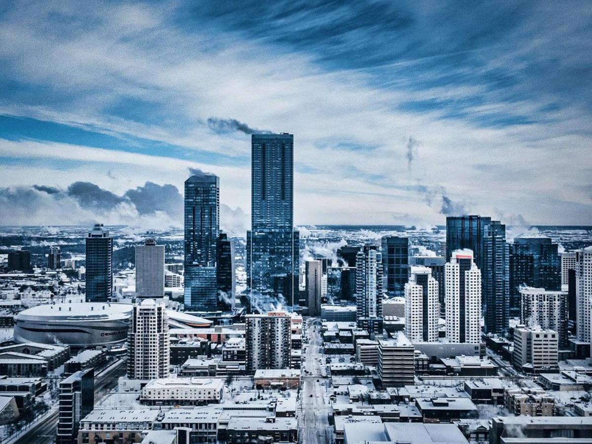 One Bedroom Condo Near Whyte Ave Close To University Edmonton Dış mekan fotoğraf